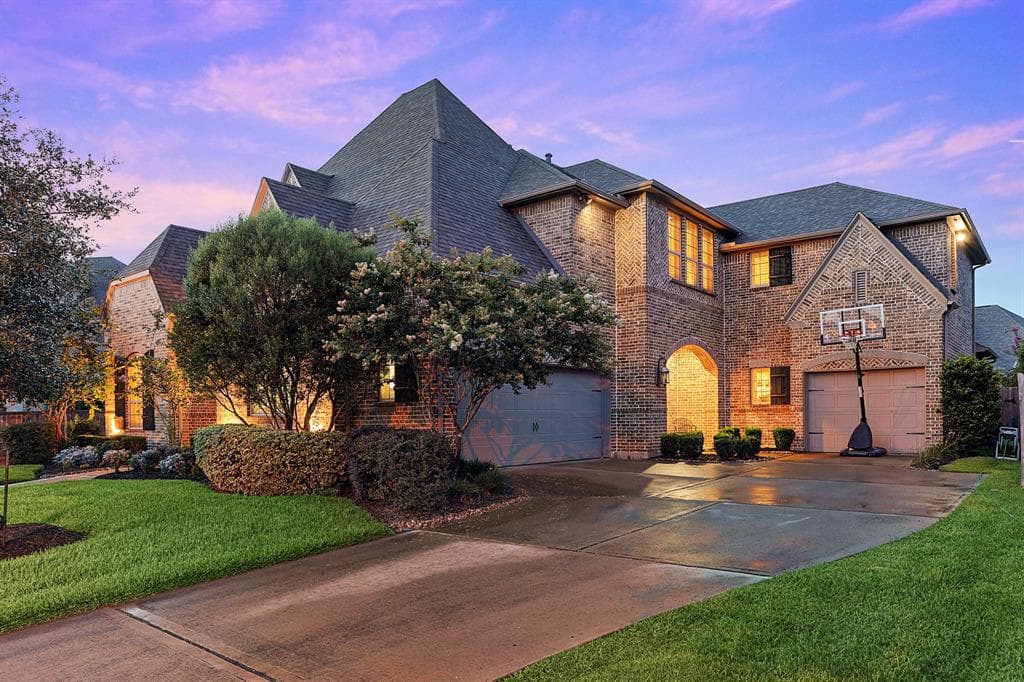 1137 Rymers Switch Ln, Friendswood, TX — 14% reduction (est. $3,885 savings)